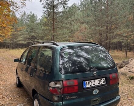 Зелений Фольксваген Шаран, об'ємом двигуна 1.9 л та пробігом 150 тис. км за 1500 $, фото 3 на Automoto.ua