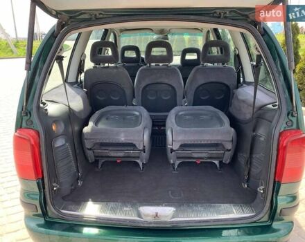 Зелений Фольксваген Шаран, об'ємом двигуна 1.9 л та пробігом 320 тис. км за 3000 $, фото 10 на Automoto.ua