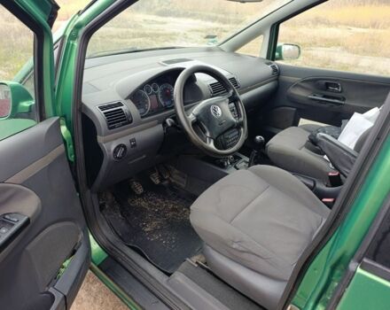 Зелений Фольксваген Шаран, об'ємом двигуна 1.9 л та пробігом 312 тис. км за 2500 $, фото 6 на Automoto.ua