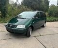 Зелений Фольксваген Шаран, об'ємом двигуна 1.8 л та пробігом 217 тис. км за 2000 $, фото 1 на Automoto.ua