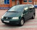 Зеленый Фольксваген Шаран, объемом двигателя 1.8 л и пробегом 250 тыс. км за 1999 $, фото 1 на Automoto.ua