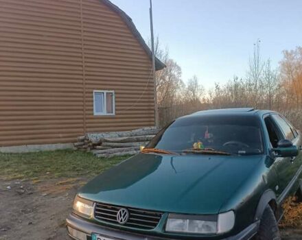 Зелений Фольксваген Шаран, об'ємом двигуна 1.8 л та пробігом 20 тис. км за 1950 $, фото 1 на Automoto.ua