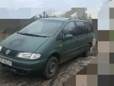 Зелений Фольксваген Шаран, об'ємом двигуна 0 л та пробігом 398 тис. км за 1548 $, фото 1 на Automoto.ua