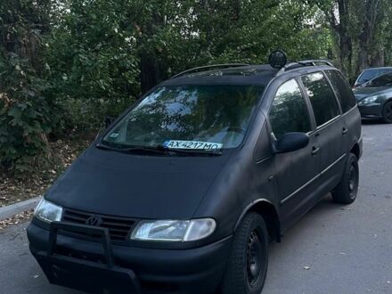 Фольксваген Шаран 1998 в Харькове на Automoto.ua Зеленый Фольксваген Шаран, объемом двигателя 1.9 л и пробегом 250 тыс. км за 1500 $, фото 1 на Automoto.ua