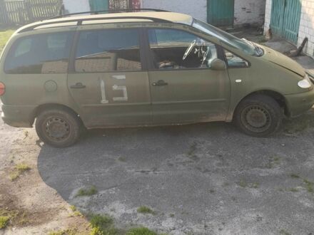 Фольксваген Шаран 1998 у Иванкове на Automoto.ua Зелений Фольксваген Шаран, об'ємом двигуна 1.9 л та пробігом 380 тис. км за 2300 $, фото 1 на Automoto.ua