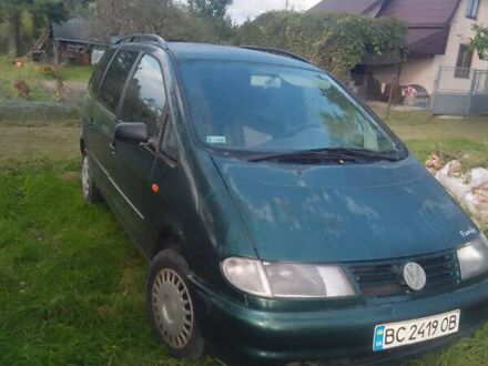 Фольксваген Шаран 1999 у Львові на Automoto.ua Зелений Фольксваген Шаран, об'ємом двигуна 1.9 л та пробігом 360 тис. км за 2800 $, фото 1 на Automoto.ua