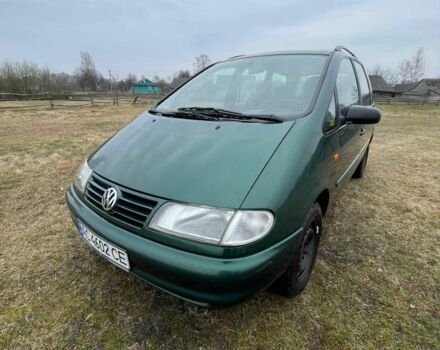 Фольксваген Шаран 1999 в Ратно на Automoto.ua Зеленый Фольксваген Шаран, объемом двигателя 1.9 л и пробегом 125 тыс. км за 3500 $, фото 1 на Automoto.ua