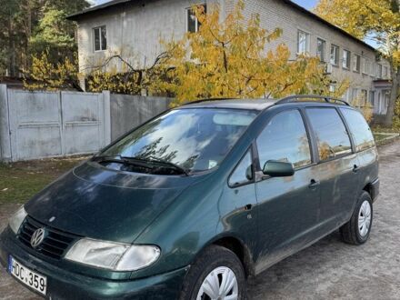 Фольксваген Шаран 2000 в Богодухове на Automoto.ua Зеленый Фольксваген Шаран, объемом двигателя 0 л и пробегом 100 тыс. км за 1500 $, фото 1 на Automoto.ua