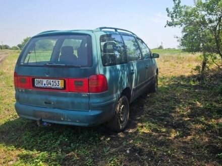 Фольксваген Шаран 2000 в Кропивницком (Кировограде) на Automoto.ua Зеленый Фольксваген Шаран, объемом двигателя 2 л и пробегом 278 тыс. км за 70000 $, фото 1 на Automoto.ua
