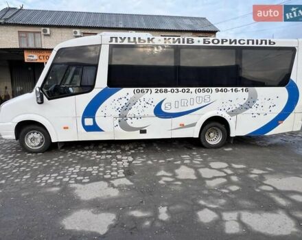 Белый Фольксваген Сириус, объемом двигателя 2.46 л и пробегом 500 тыс. км за 21000 $, фото 1 на Automoto.ua