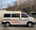 Білий Фольксваген T4 (Transporter) пасс., об'ємом двигуна 1.9 л та пробігом 313 тис. км за 5990 $, фото 3 на Automoto.ua