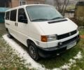Білий Фольксваген T4 (Transporter) пасс., об'ємом двигуна 2.4 л та пробігом 316 тис. км за 6000 $, фото 1 на Automoto.ua