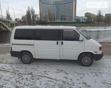 Білий Фольксваген T4 (Transporter) пасс., об'ємом двигуна 2.5 л та пробігом 555 тис. км за 5500 $, фото 1 на Automoto.ua