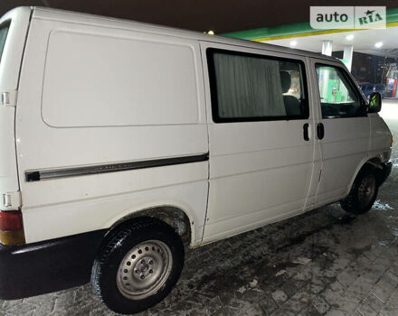 Білий Фольксваген T4 (Transporter) пасс., об'ємом двигуна 1.9 л та пробігом 300 тис. км за 4650 $, фото 4 на Automoto.ua