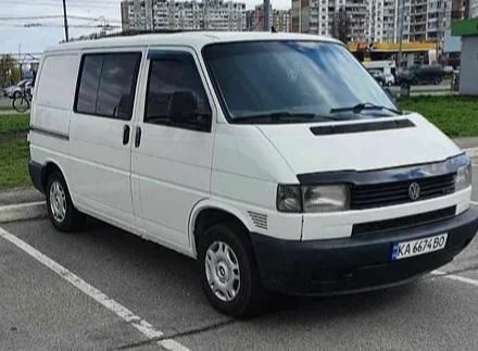 Фольксваген Т4 (Транспортер) пасс. 2000 в Киеве на Automoto.ua Белый Фольксваген Т4 (Транспортер) пасс., объемом двигателя 2.5 л и пробегом 96 тыс. км за 1800 $, фото 1 на Automoto.ua