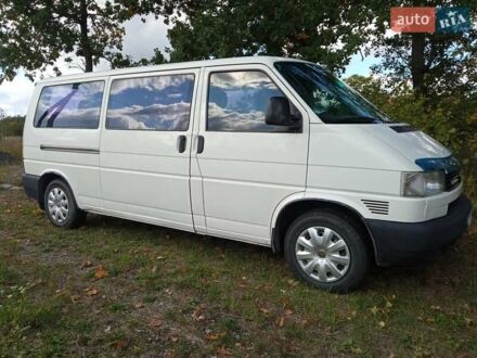 Фольксваген T4 (Transporter) пасс. 2003 у Києві на Automoto.ua Білий Фольксваген T4 (Transporter) пасс., об'ємом двигуна 2.5 л та пробігом 540 тис. км за 7600 $, фото 1 на Automoto.ua