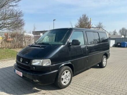 Чорний Фольксваген T4 (Transporter) пасс., об'ємом двигуна 2.5 л та пробігом 325 тис. км за 2000 $, фото 1 на Automoto.ua