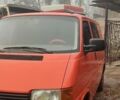 Червоний Фольксваген T4 (Transporter) пасс., об'ємом двигуна 2.5 л та пробігом 580 тис. км за 5200 $, фото 1 на Automoto.ua