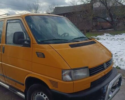 Жовтий Фольксваген T4 (Transporter) пасс., об'ємом двигуна 2.5 л та пробігом 460 тис. км за 7800 $, фото 4 на Automoto.ua