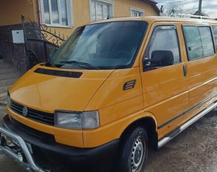 Жовтий Фольксваген T4 (Transporter) пасс., об'ємом двигуна 2.5 л та пробігом 460 тис. км за 7800 $, фото 3 на Automoto.ua