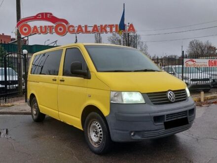 Жовтий Фольксваген T4 (Transporter) пасс., об'ємом двигуна 1.9 л та пробігом 382 тис. км за 7500 $, фото 1 на Automoto.ua