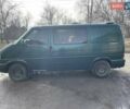 Зелений Фольксваген T4 (Transporter) пасс., об'ємом двигуна 2.5 л та пробігом 350 тис. км за 7500 $, фото 13 на Automoto.ua