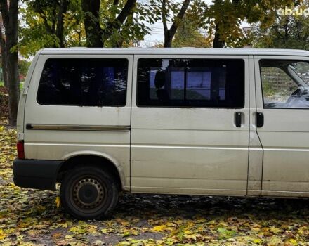 Белый Фольксваген Т4, объемом двигателя 2.5 л и пробегом 450 тыс. км за 4340 $, фото 4 на Automoto.ua