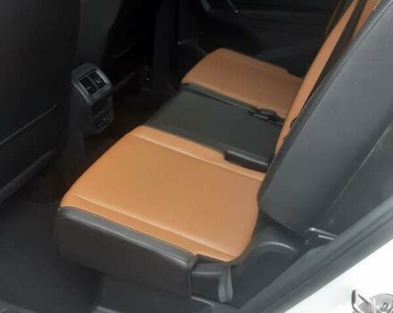 Білий Фольксваген Tiguan Allspace, об'ємом двигуна 2 л та пробігом 161 тис. км за 18200 $, фото 25 на Automoto.ua