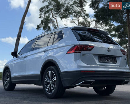 Белый Фольксваген Tiguan Allspace, объемом двигателя 2 л и пробегом 83 тыс. км за 21300 $, фото 41 на Automoto.ua