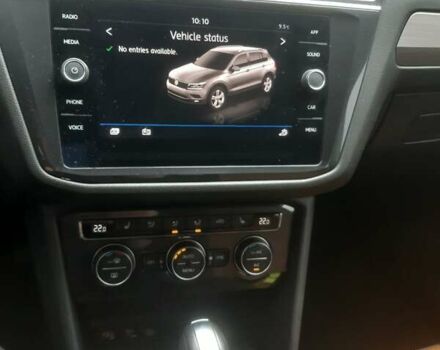 Білий Фольксваген Tiguan Allspace, об'ємом двигуна 2 л та пробігом 161 тис. км за 18200 $, фото 20 на Automoto.ua
