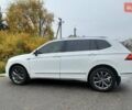 Білий Фольксваген Tiguan Allspace, об'ємом двигуна 2 л та пробігом 161 тис. км за 18200 $, фото 6 на Automoto.ua