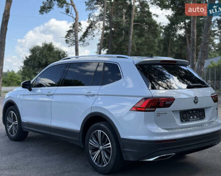 Белый Фольксваген Tiguan Allspace, объемом двигателя 2 л и пробегом 83 тыс. км за 21300 $, фото 34 на Automoto.ua