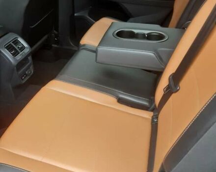 Білий Фольксваген Tiguan Allspace, об'ємом двигуна 2 л та пробігом 161 тис. км за 18200 $, фото 23 на Automoto.ua