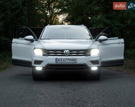 Белый Фольксваген Tiguan Allspace, объемом двигателя 1.98 л и пробегом 132 тыс. км за 22500 $, фото 17 на Automoto.ua