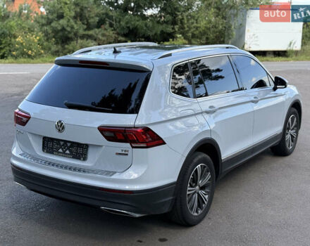 Белый Фольксваген Tiguan Allspace, объемом двигателя 2 л и пробегом 83 тыс. км за 21300 $, фото 31 на Automoto.ua