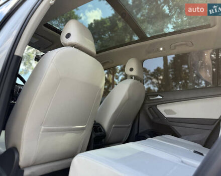 Белый Фольксваген Tiguan Allspace, объемом двигателя 2 л и пробегом 83 тыс. км за 21300 $, фото 17 на Automoto.ua