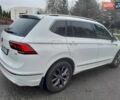 Білий Фольксваген Tiguan Allspace, об'ємом двигуна 2 л та пробігом 161 тис. км за 18200 $, фото 16 на Automoto.ua