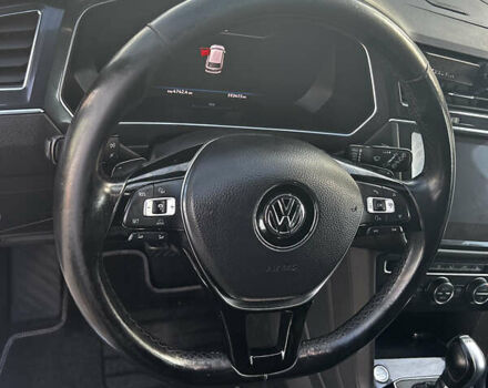Белый Фольксваген Tiguan Allspace, объемом двигателя 0 л и пробегом 194 тыс. км за 28500 $, фото 36 на Automoto.ua