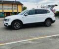 Белый Фольксваген Tiguan Allspace, объемом двигателя 2 л и пробегом 217 тыс. км за 27570 $, фото 5 на Automoto.ua