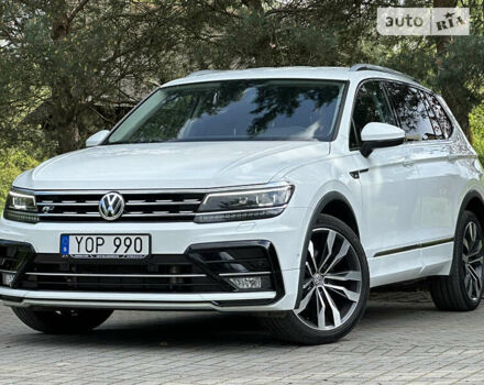 Белый Фольксваген Tiguan Allspace, объемом двигателя 2 л и пробегом 167 тыс. км за 31600 $, фото 3 на Automoto.ua