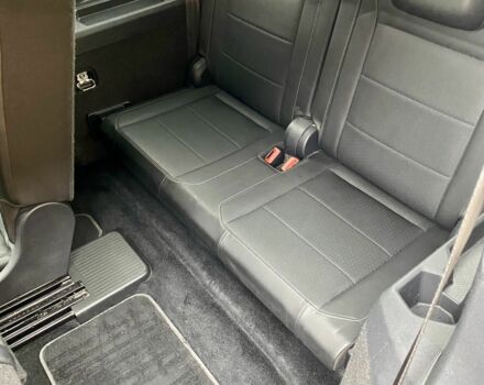 Белый Фольксваген Tiguan Allspace, объемом двигателя 2 л и пробегом 155 тыс. км за 18000 $, фото 14 на Automoto.ua