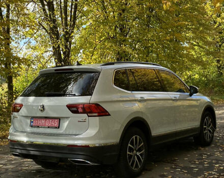 Фольксваген Tiguan Allspace 2018 в Виннице на Automoto.ua Белый Фольксваген Tiguan Allspace, объемом двигателя 2 л и пробегом 197 тыс. км за 18200 $, фото 8 на Automoto.ua