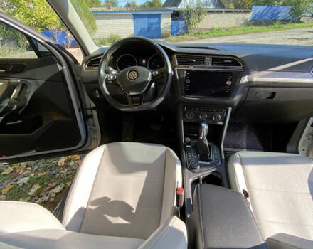 Фольксваген Tiguan Allspace 2018 в Виннице на Automoto.ua Белый Фольксваген Tiguan Allspace, объемом двигателя 2 л и пробегом 197 тыс. км за 18200 $, фото 10 на Automoto.ua