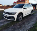 Белый Фольксваген Tiguan Allspace, объемом двигателя 2 л и пробегом 178 тыс. км за 33200 $, фото 3 на Automoto.ua