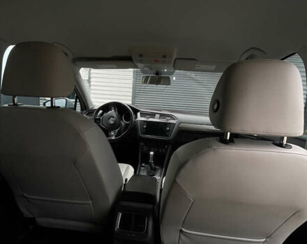 Фольксваген Tiguan Allspace 2018 в Виннице на Automoto.ua Белый Фольксваген Tiguan Allspace, объемом двигателя 2 л и пробегом 197 тыс. км за 18200 $, фото 39 на Automoto.ua