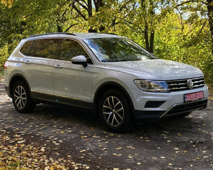 Фольксваген Tiguan Allspace 2018 в Виннице на Automoto.ua Белый Фольксваген Tiguan Allspace, объемом двигателя 2 л и пробегом 197 тыс. км за 18200 $, фото 1 на Automoto.ua