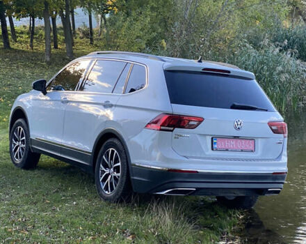 Фольксваген Tiguan Allspace 2018 в Виннице на Automoto.ua Белый Фольксваген Tiguan Allspace, объемом двигателя 2 л и пробегом 197 тыс. км за 18200 $, фото 24 на Automoto.ua