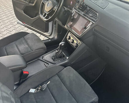 Белый Фольксваген Tiguan Allspace, объемом двигателя 0 л и пробегом 194 тыс. км за 28500 $, фото 33 на Automoto.ua