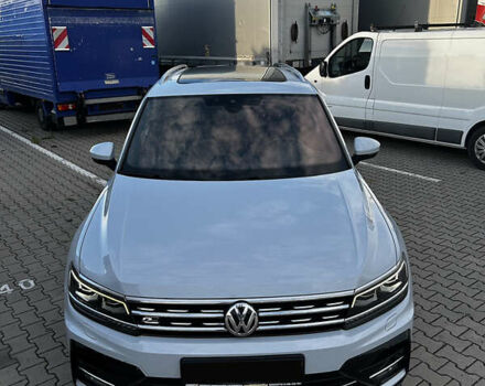 Белый Фольксваген Tiguan Allspace, объемом двигателя 0 л и пробегом 194 тыс. км за 28500 $, фото 8 на Automoto.ua