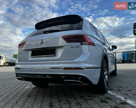 Белый Фольксваген Tiguan Allspace, объемом двигателя 0 л и пробегом 194 тыс. км за 28500 $, фото 13 на Automoto.ua
